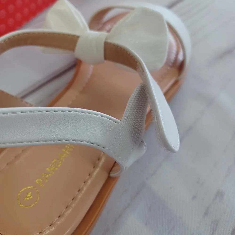 PANDANINJA Ella Big Kids Girls White Size 4 Bow Dressy Neutral Sandal Shoes NWT